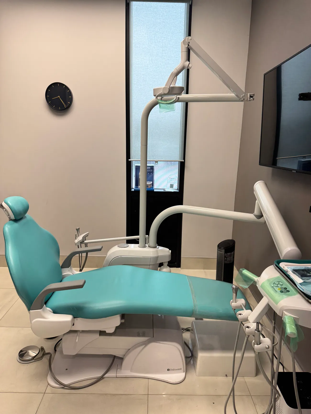 Restorative dentistry treatment bay